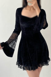 Solid Color Velvet and Lace Spliced long-sleeved Elegant Mini Dress