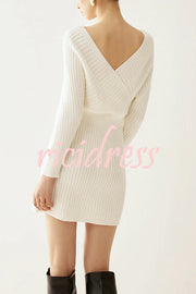 Solid Color Crossover V-neck Long-sleeved Fitted Waist Knit Mini Dress