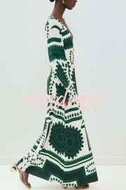 Holiday Fashion Unique Print Front Center Hollow Ring Long Sleeve Maxi Dress