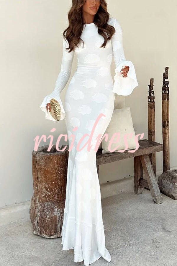 Like A Mermaid Shell Pattern Bell Sleeve Back Lace-up Stretch Maxi Dress