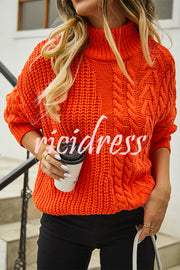 Solid Color Twist Knitted Pullover Knitted Long Sleeved Sweater