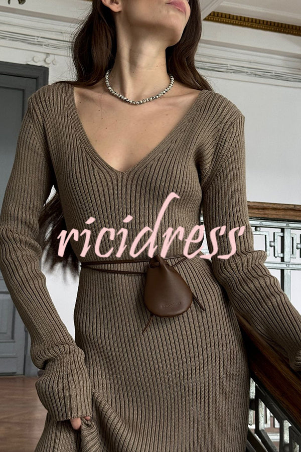 Solid Color V-neck Long-sleeved Slim-fit Elegant Knit Maxi Dress