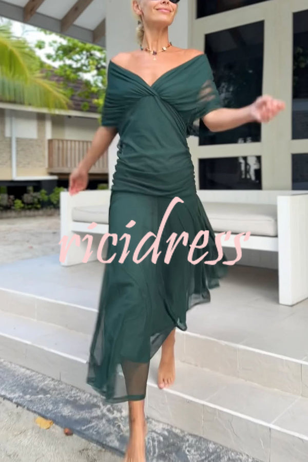 Unique Printed V-Neck Waisted Mesh Holiday Maxi Dress