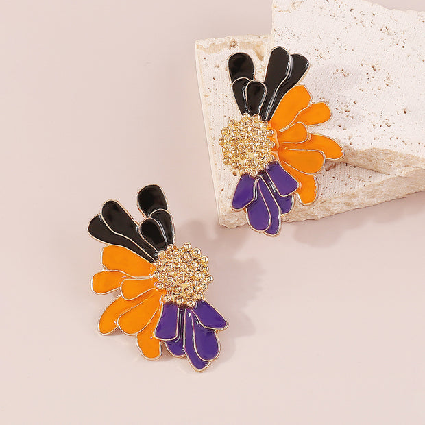 Retro Alloy Floral Pattern Earrings