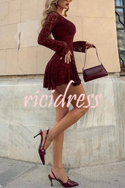 Fashionable Lace Long-sleeved V-neck Slim-fit Mini Dress
