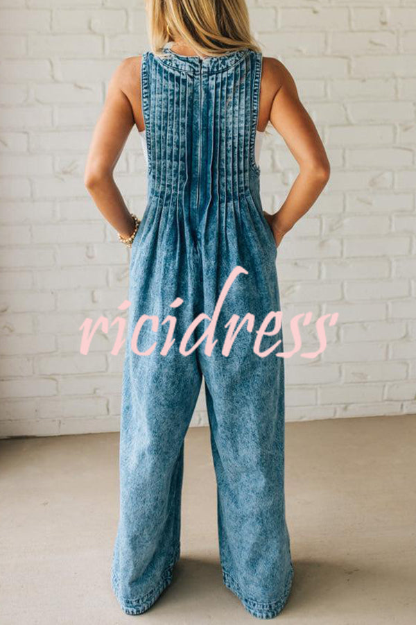 Fashionable and Casual Sleeveless V-neck Lace-up Loose Pocket Jumpsuit