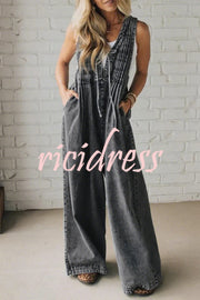 Fashionable and Casual Sleeveless V-neck Lace-up Loose Pocket Jumpsuit