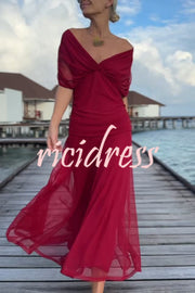 Unique Printed V-Neck Waisted Mesh Holiday Maxi Dress