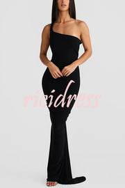 Sexy Halter Neck Open Back Pleated Slim Fit Maxi Dress