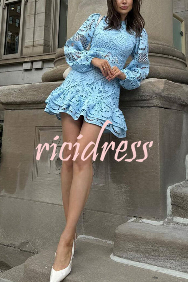 Solid Color Hollow Long-sleeved Waisted Lace Mini Dress