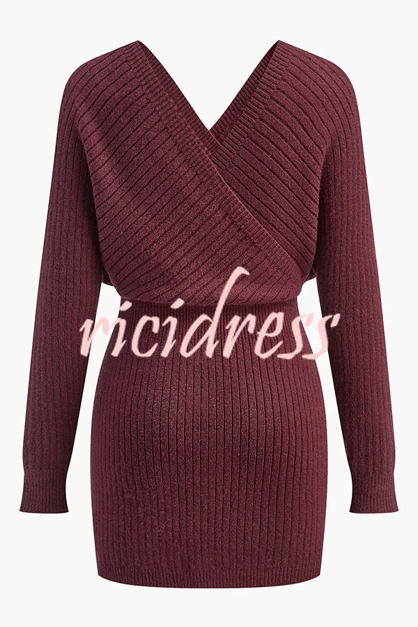 Solid Color Crossover V-neck Long-sleeved Fitted Waist Knit Mini Dress