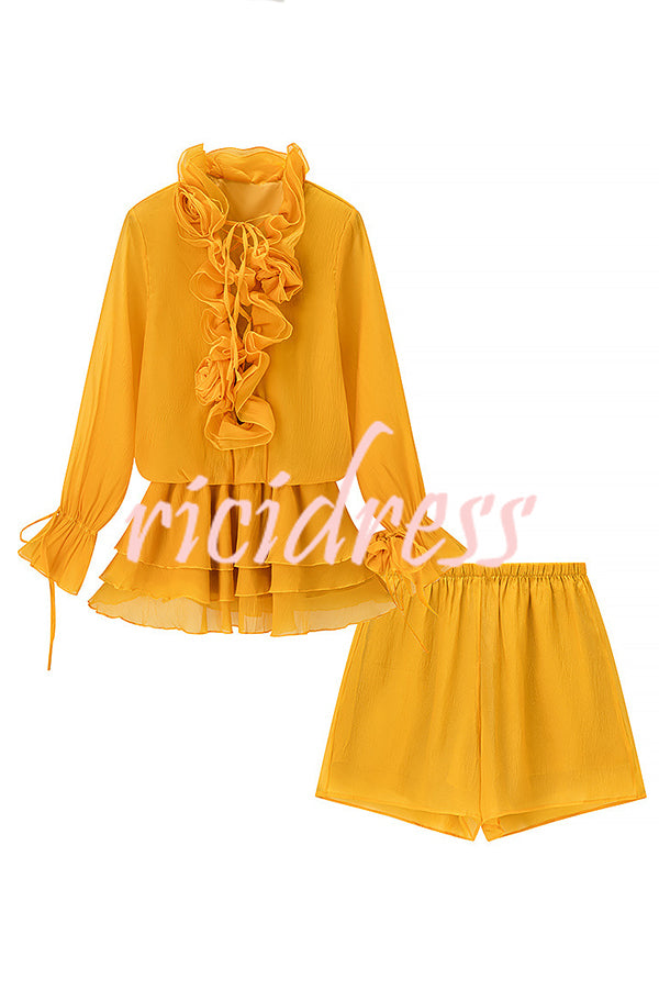 Fashionable Flower-decorated V-neck Loose Top and Elastic Waist Casual Shorts Set