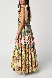 Floral Print Strappy Pleated Paneled Maxi Dress