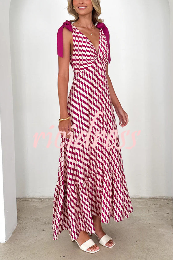 Unique Printed V-neck Sleeveless Lace-up Waist Maxi Dress