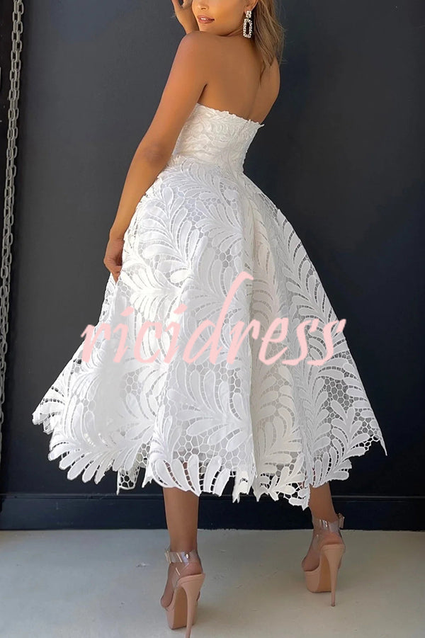 Elegant Openwork Lace Strapless Full-hem Midi Dress