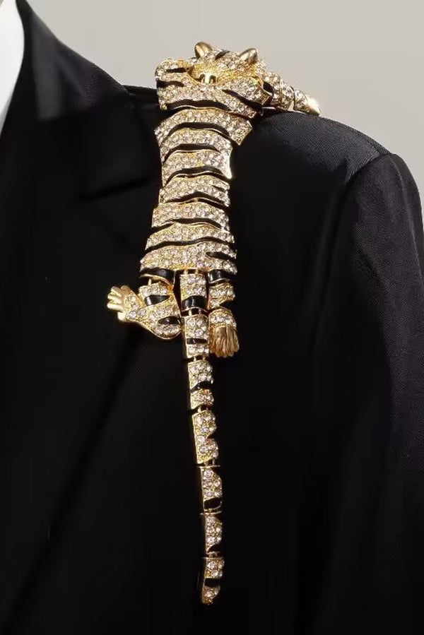 Fashionable Zinc Alloy Rhinestone Vintage Tiger Brooch