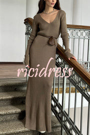 Solid Color V-neck Long-sleeved Slim-fit Elegant Knit Maxi Dress