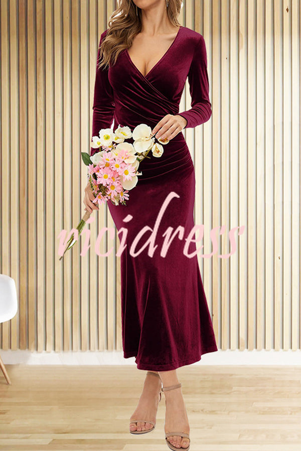 Solid Color Velvet Long Sleeve V-neck Slim Fit Fishtail Maxi Dress