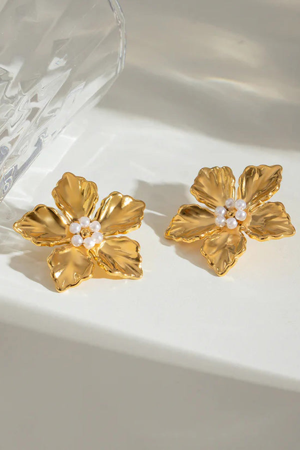 Elegant Pearl Flower Earrings