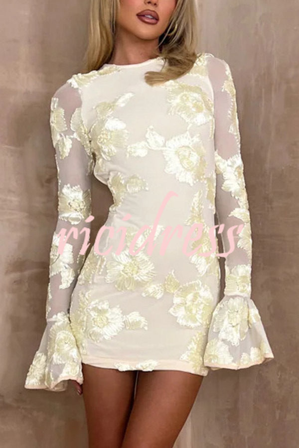 Floral Embroidery Round Neck Long Sleeve Sexy Slim Fit Mini Dress