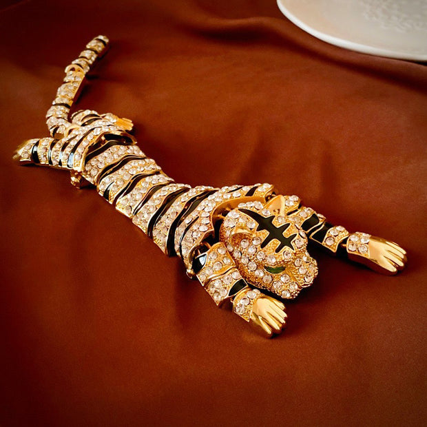 Fashionable Zinc Alloy Rhinestone Vintage Tiger Brooch