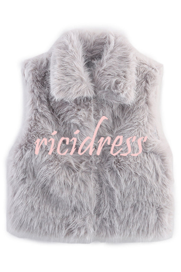 Stylish Collared Sleeveless Short Faux Fur Vest