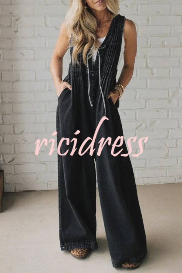 Fashionable and Casual Sleeveless V-neck Lace-up Loose Pocket Jumpsuit