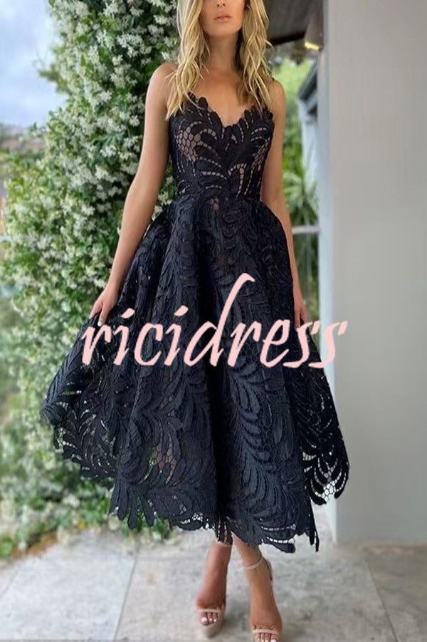 Elegant Openwork Lace Strapless Full-hem Midi Dress