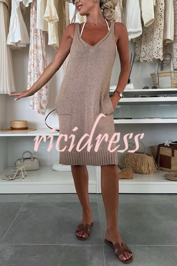 Solid Color V-Neck Sleeveless Casual Pocket Knitted Midi Dress
