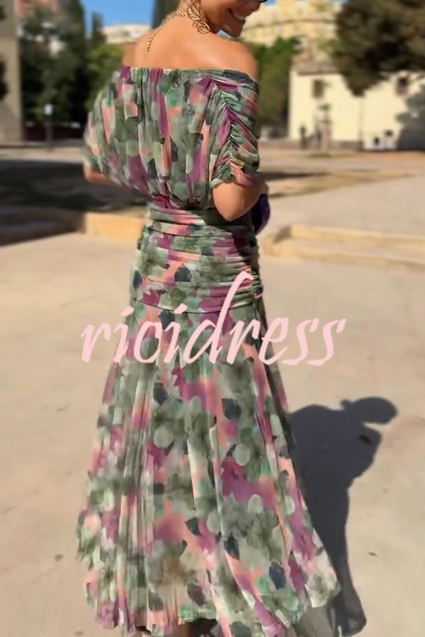 Unique Printed V-Neck Waisted Mesh Holiday Maxi Dress