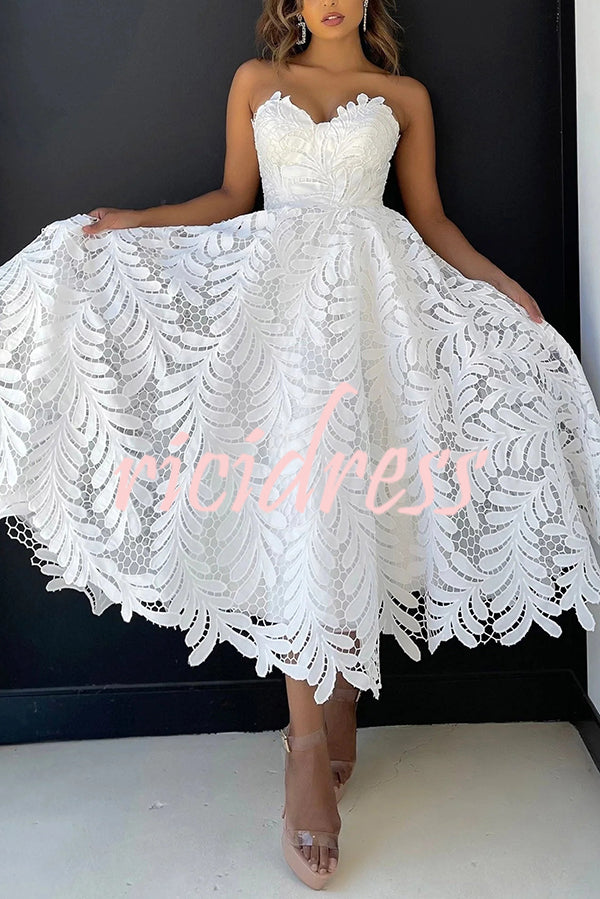 Elegant Openwork Lace Strapless Full-hem Midi Dress