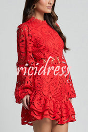 Solid Color Hollow Long-sleeved Waisted Lace Mini Dress