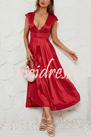 Satin Solid Color Sleeveless V-neck Pocket Maxi Dress