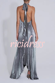 Celebration Party Pleated Metallic Fabric High Deep V-cutout Halter Neck A-line Maxi Dress
