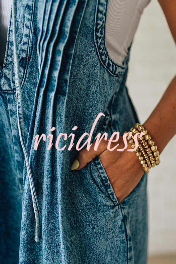 Fashionable and Casual Sleeveless V-neck Lace-up Loose Pocket Jumpsuit