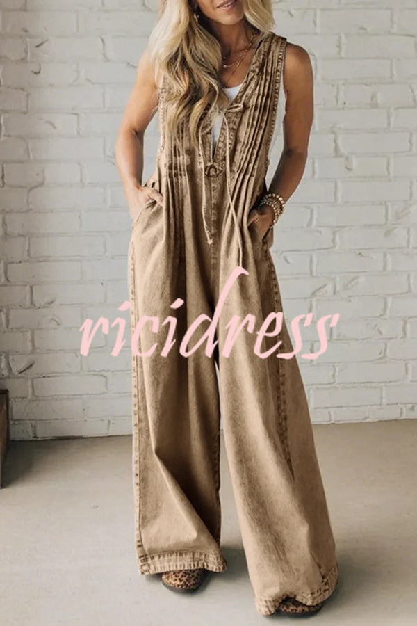 Fashionable and Casual Sleeveless V-neck Lace-up Loose Pocket Jumpsuit