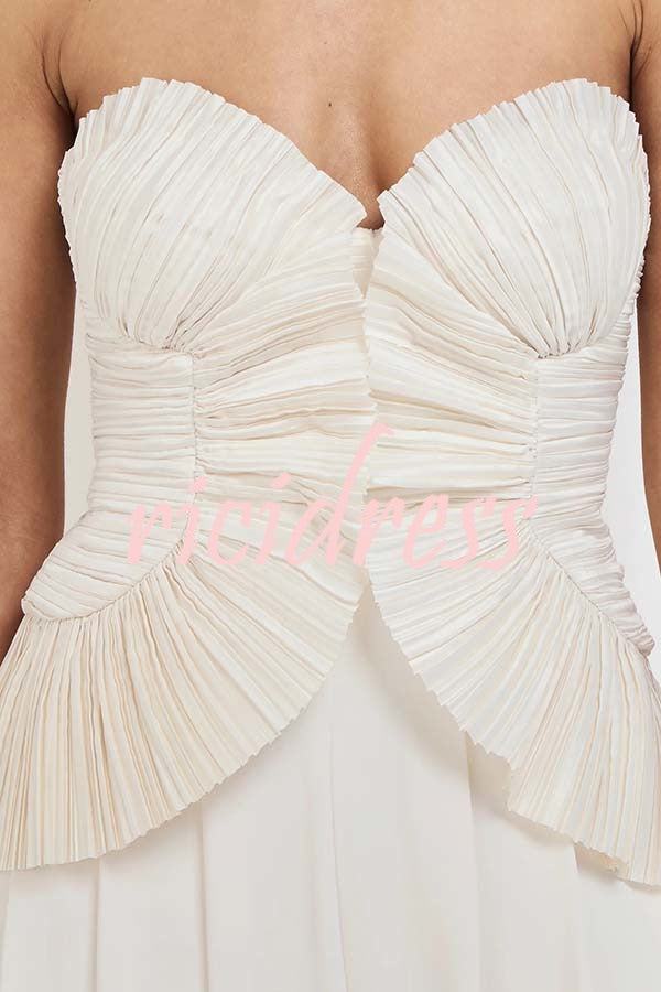 Show Exquisiteness Satin Pleated Heart-shaped Off Shoulder Halter Tank