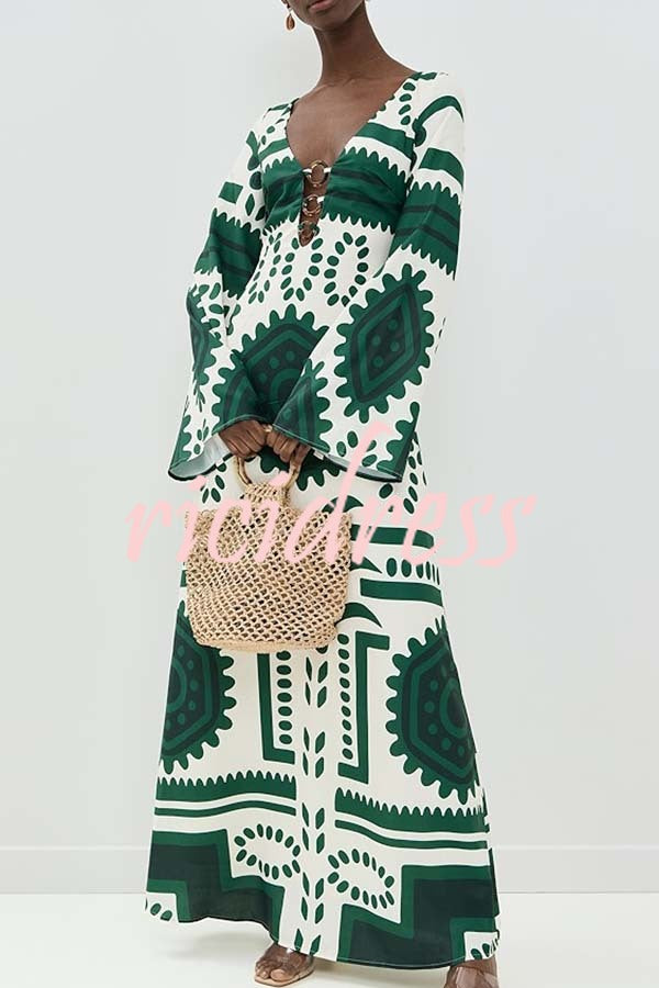 Holiday Fashion Unique Print Front Center Hollow Ring Long Sleeve Maxi Dress