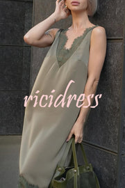 Luxury Winter Satin Lace Trim V-neck Sleeveless H-line Maxi Dress